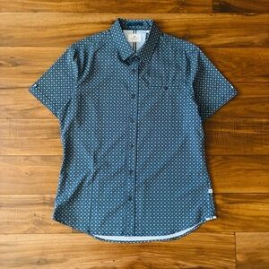 7 Diamonds 4 Way Stretch Diamond Pattern Spandex Mens Shirt Size M